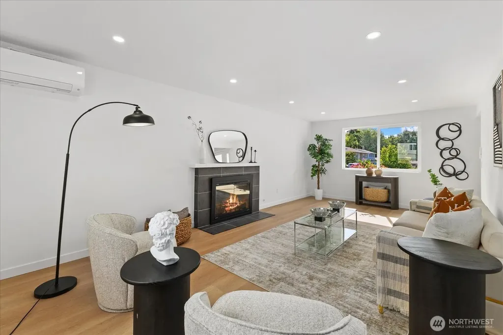 11235 NE 146th Street Kirkland WA 98034
