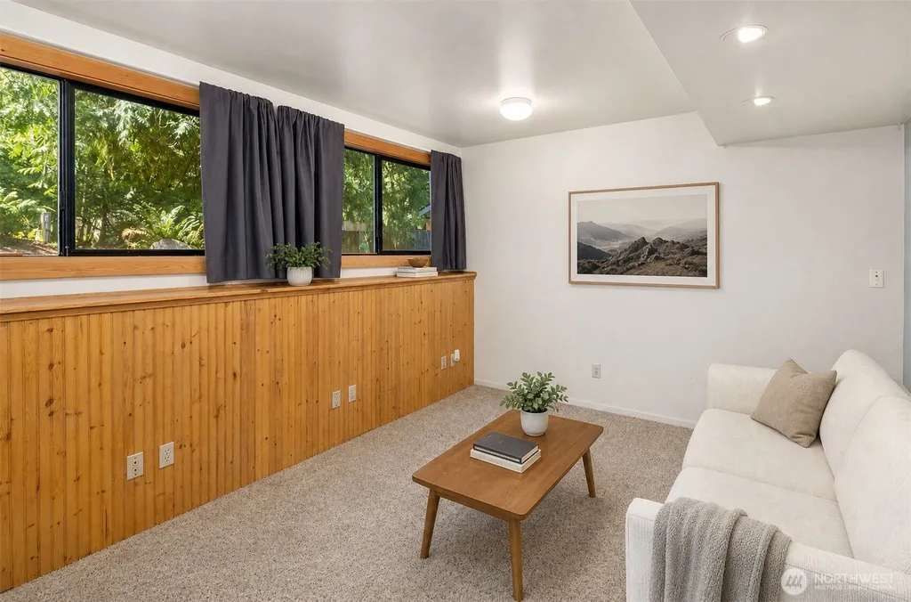 2023 228th Place NE Sammamish WA 98074