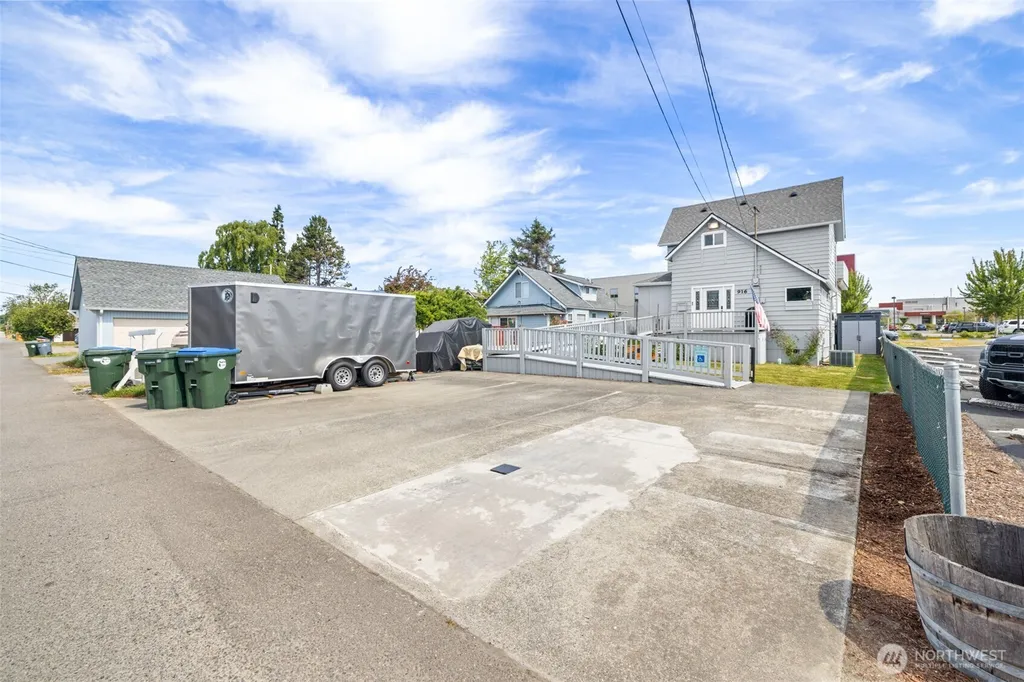 916 Georgiana Street Port Angeles WA 98362