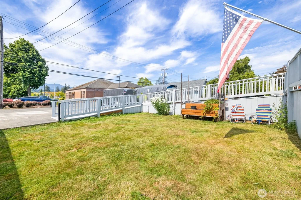 916 Georgiana Street Port Angeles WA 98362