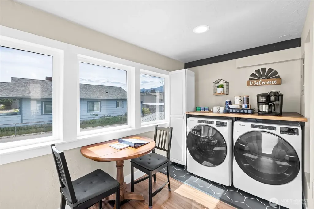 916 Georgiana Street Port Angeles WA 98362