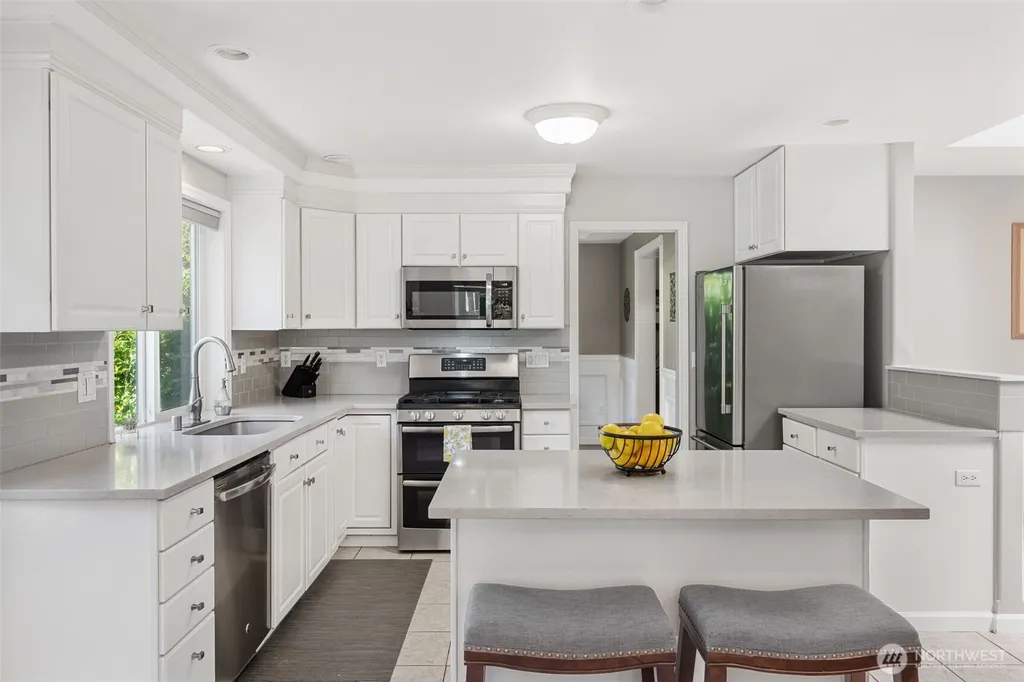 2335 Cedar Park Loop SE Olympia WA 98501