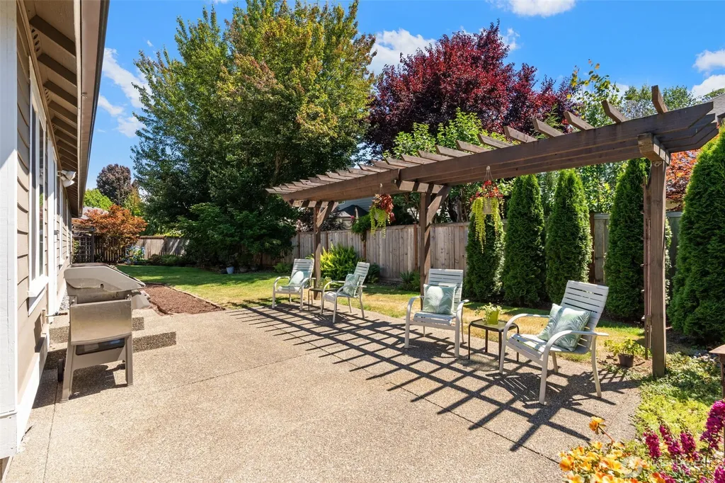 2335 Cedar Park Loop SE Olympia WA 98501
