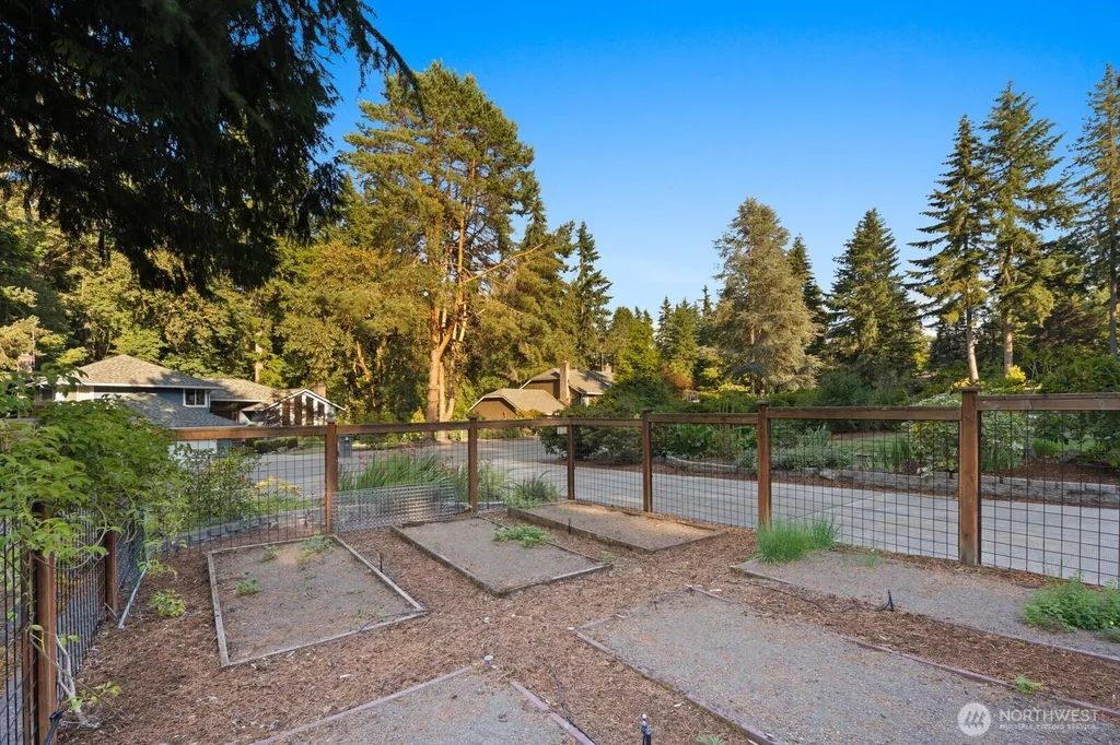 11321 165th Court NE Redmond WA 98052