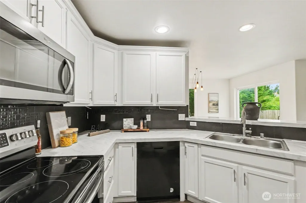 19114 19th Avenue Ct E Spanaway WA 98387