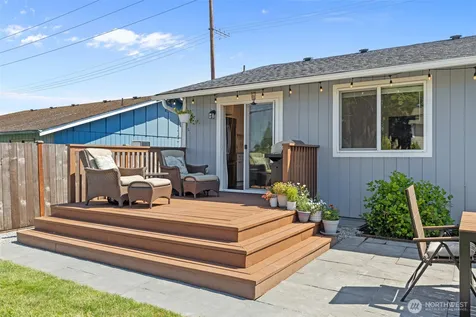 1207 E 64th Street Tacoma WA 98404