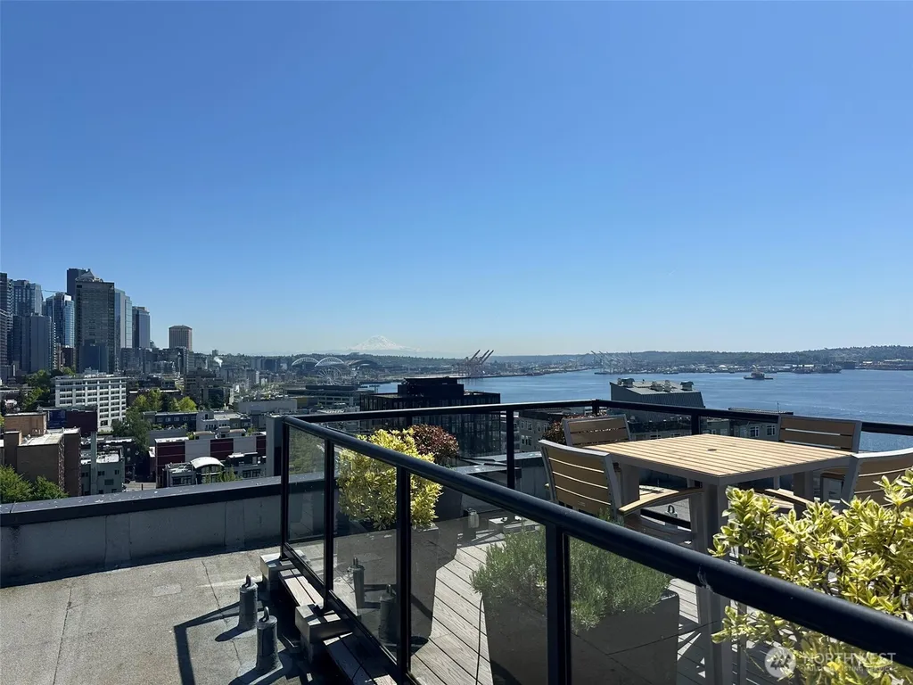 2721 1st Avenue Seattle WA 98121