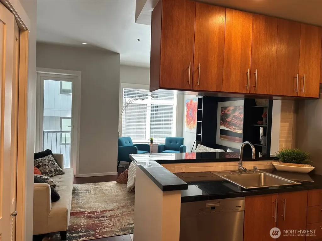 2721 1st Avenue Seattle WA 98121
