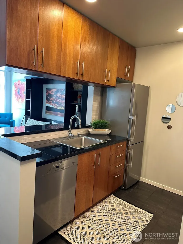 2721 1st Avenue Seattle WA 98121