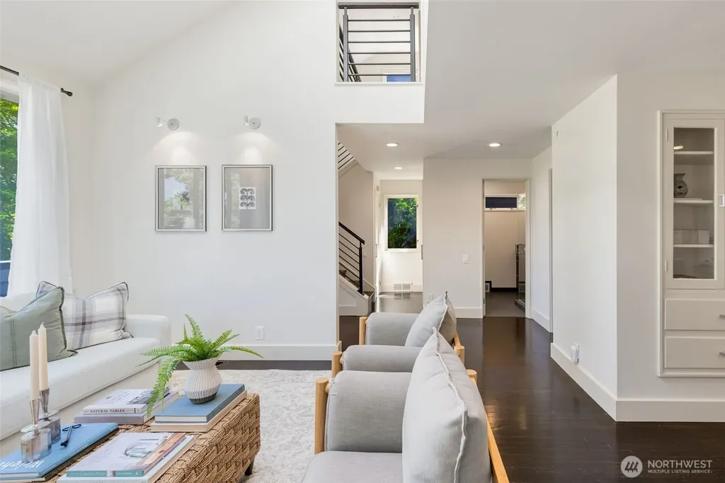 1819 39th Avenue E Seattle WA 98112