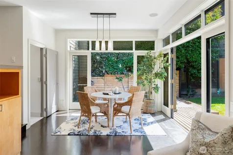 1819 39th Avenue E Seattle WA 98112