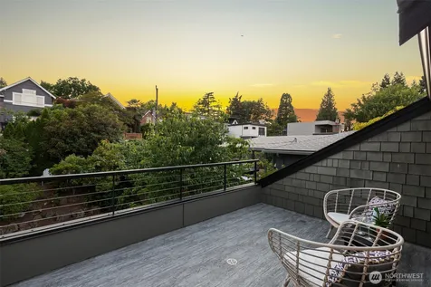 1819 39th Avenue E Seattle WA 98112