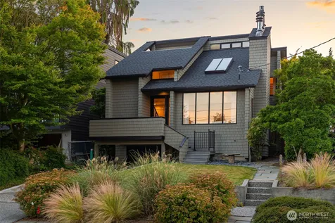 1819 39th Avenue E Seattle WA 98112