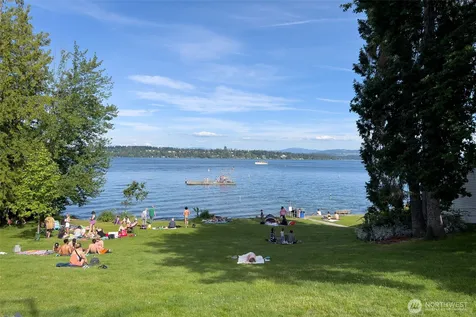 1819 39th Avenue E Seattle WA 98112
