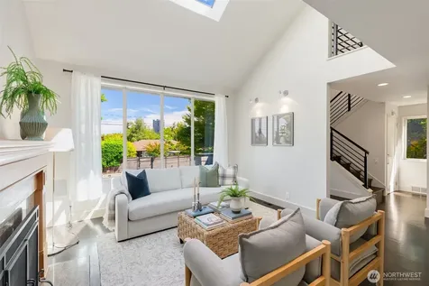 1819 39th Avenue E Seattle WA 98112