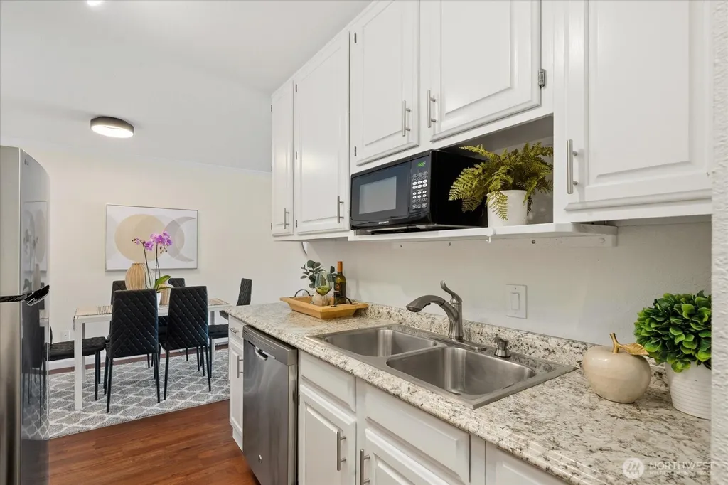 515 Lake Street S Kirkland WA 98033