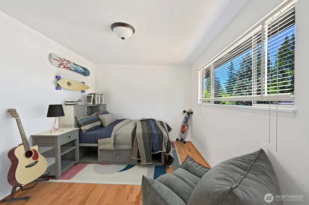305 NW 198th Street Shoreline WA 98177