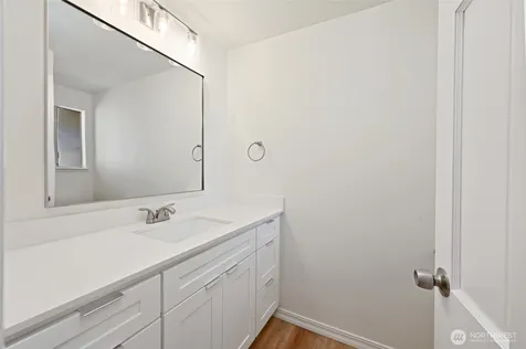 305 NW 198th Street Shoreline WA 98177