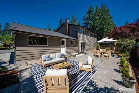 305 NW 198th Street Shoreline WA 98177