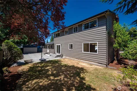 305 NW 198th Street Shoreline WA 98177