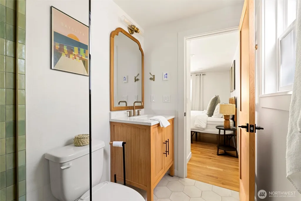 21229 Cypress Way Lynnwood WA 98036