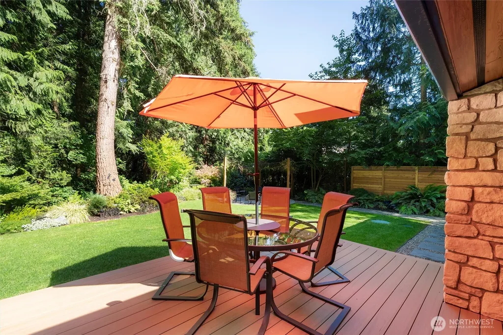 21229 Cypress Way Lynnwood WA 98036