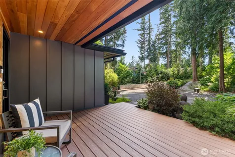 21229 Cypress Way Lynnwood WA 98036