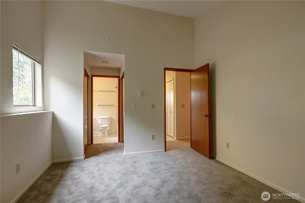 11643 91st Place NE Kirkland WA 98034
