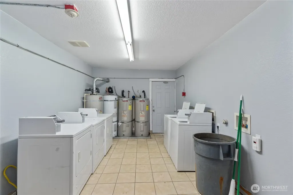 201 N F Street Aberdeen WA 98520