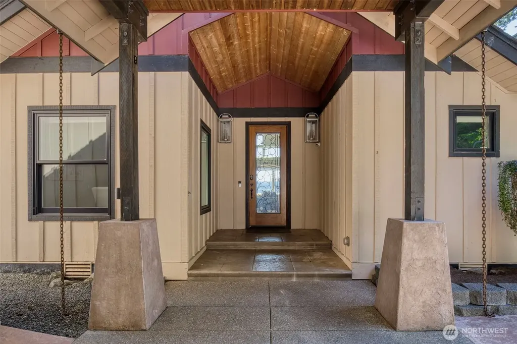 6254 Chico Way NW Bremerton WA 98312