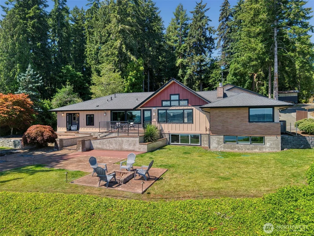 6254 Chico Way NW Bremerton WA 98312
