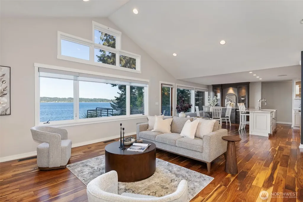 6254 Chico Way NW Bremerton WA 98312