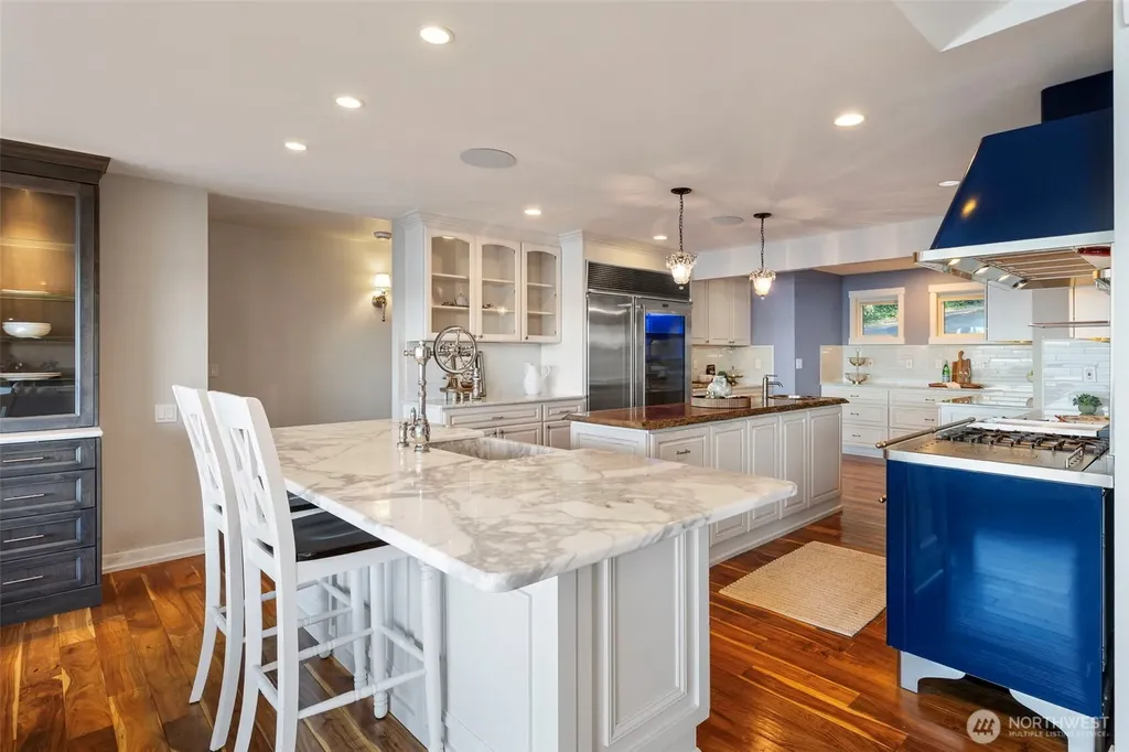 6254 Chico Way NW Bremerton WA 98312