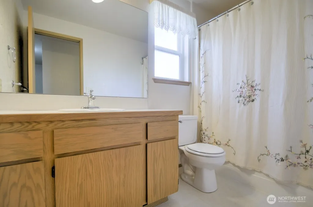 2725 27th Avenue SW Olympia WA 98512