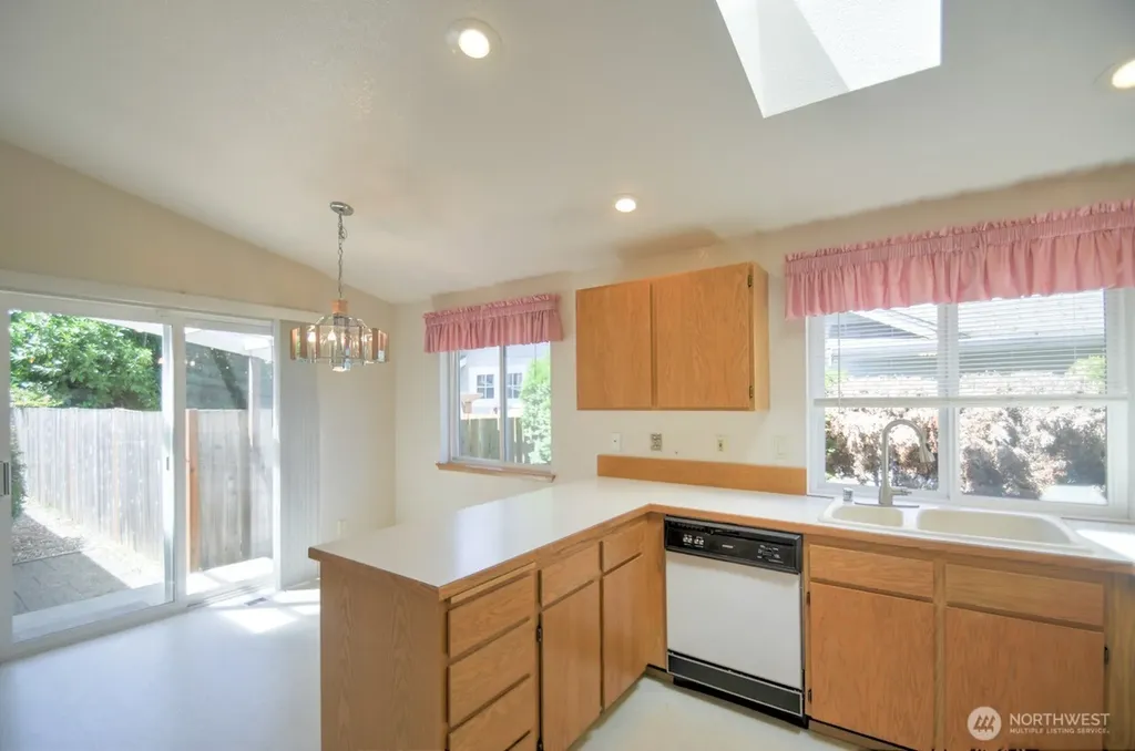 2725 27th Avenue SW Olympia WA 98512