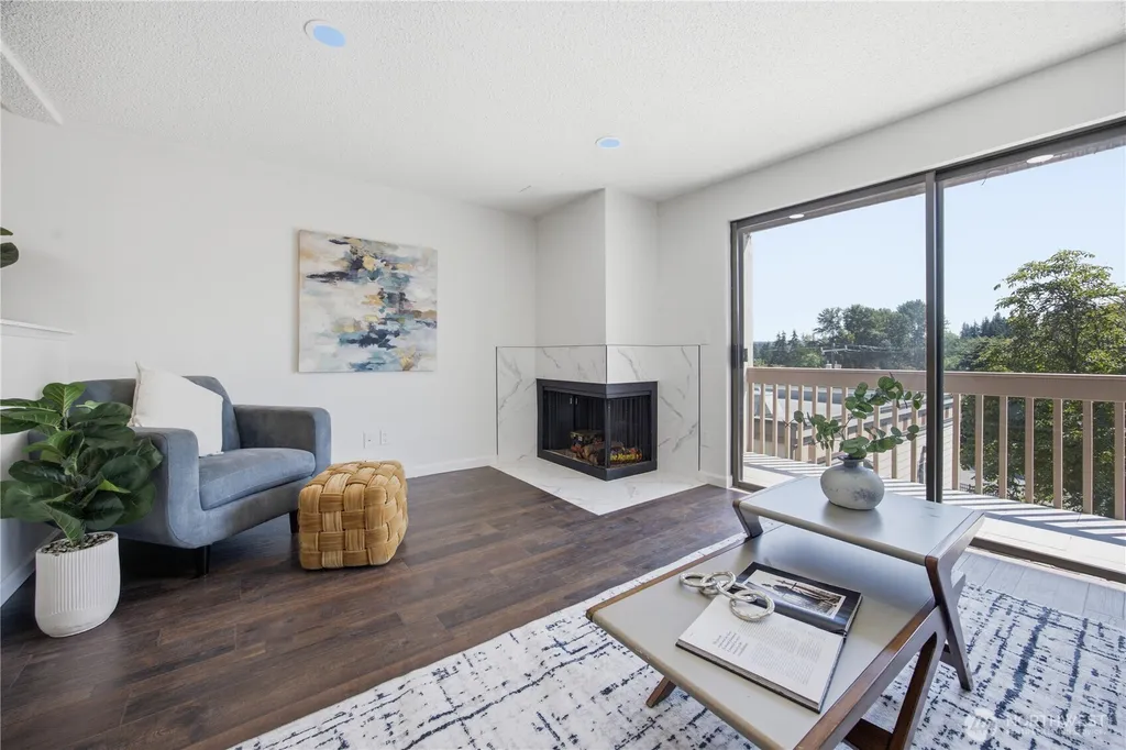 2334 NE 102nd Street Seattle WA 98125