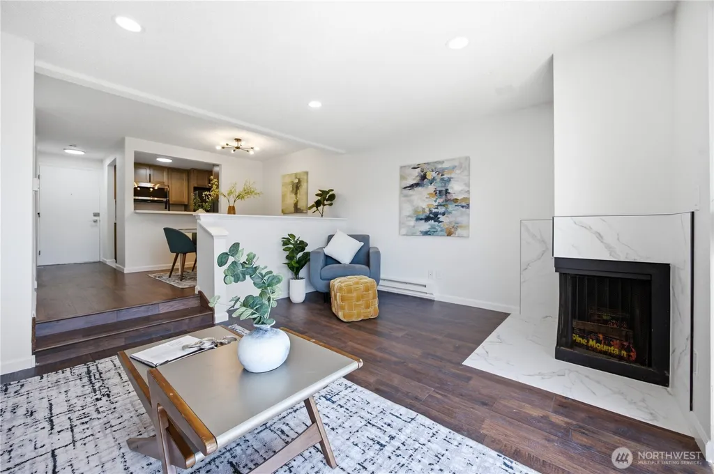 2334 NE 102nd Street Seattle WA 98125