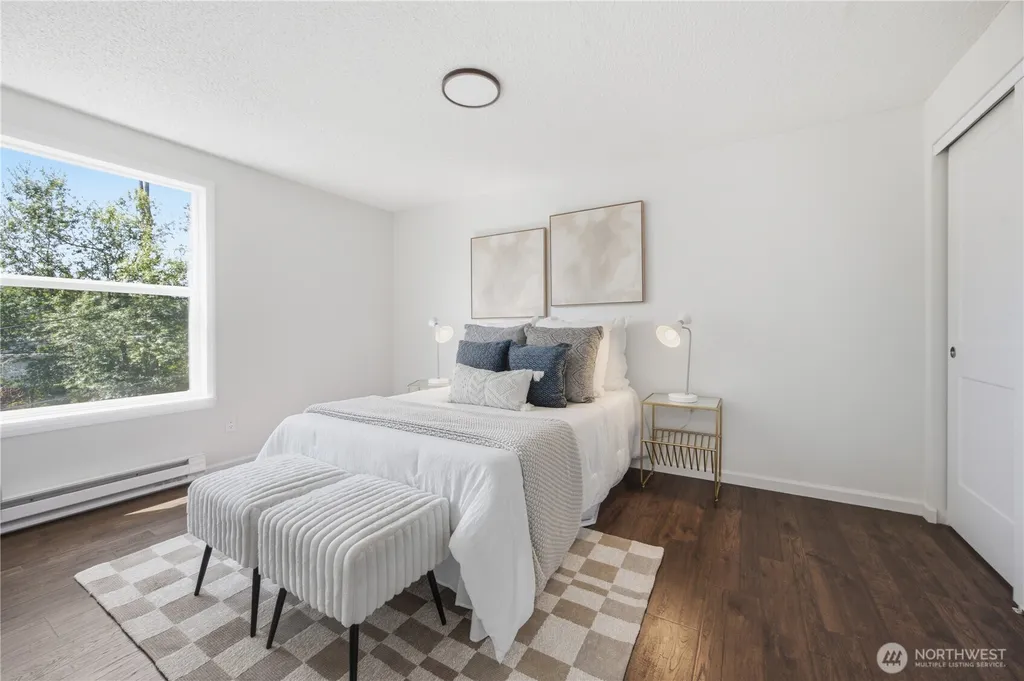 2334 NE 102nd Street Seattle WA 98125