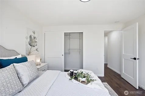 2334 NE 102nd Street Seattle WA 98125