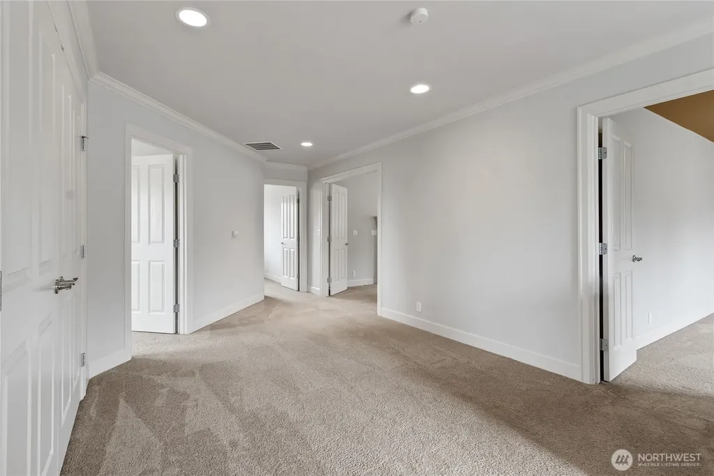 6423 3rd Street Ct E Fife WA 98424