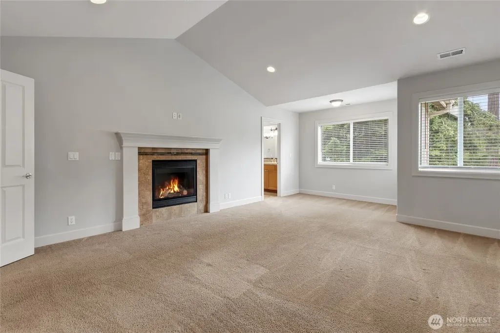 6423 3rd Street Ct E Fife WA 98424