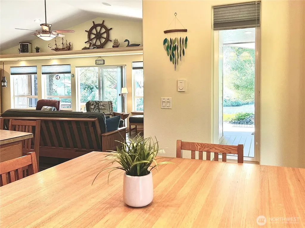 137 N Razor Clam Drive SW Ocean Shores WA 98569