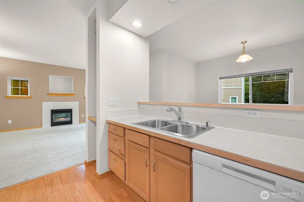 4633 Celia Way Bellingham WA 98226