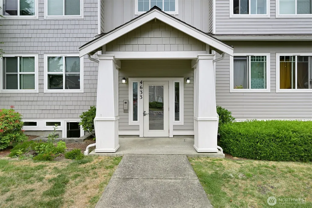 4633 Celia Way Bellingham WA 98226