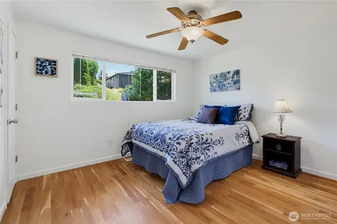 11267 145th Avenue SE Renton WA 98059