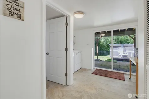 11267 145th Avenue SE Renton WA 98059