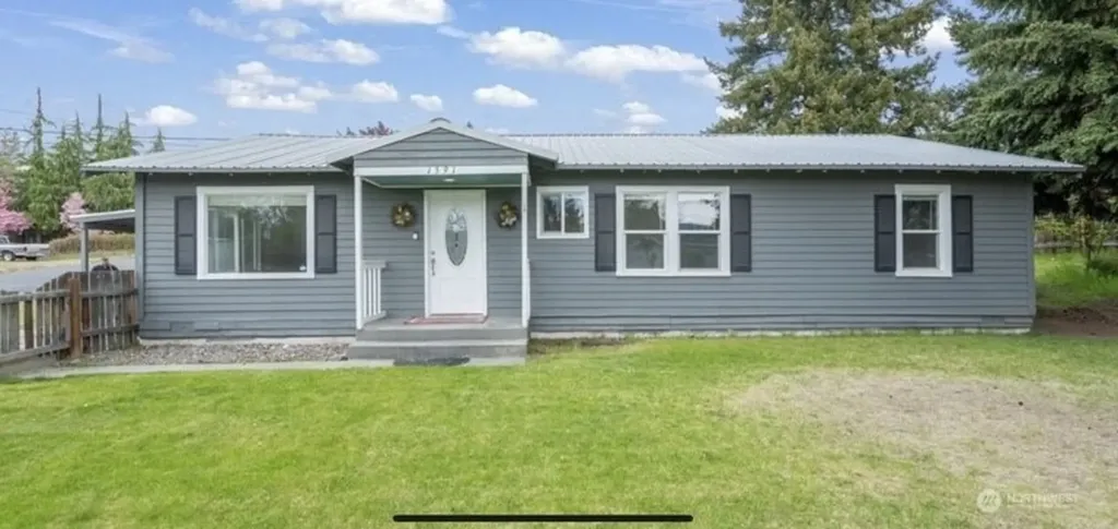 1591 3rd Street NE East Wenatchee WA 98802