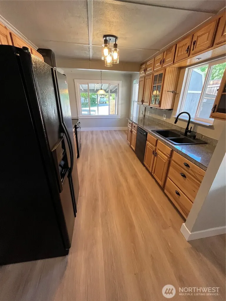 1591 3rd Street NE East Wenatchee WA 98802