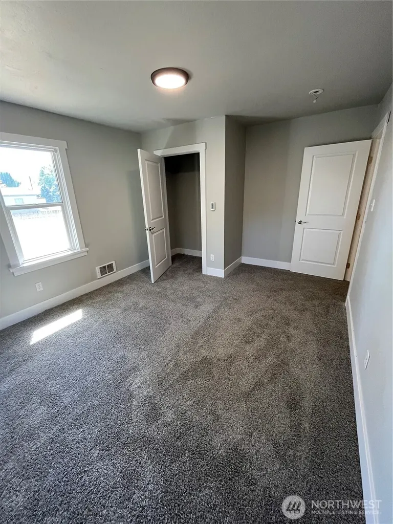 1591 3rd Street NE East Wenatchee WA 98802