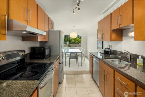 2501 Canterbury Lane E Seattle WA 98112